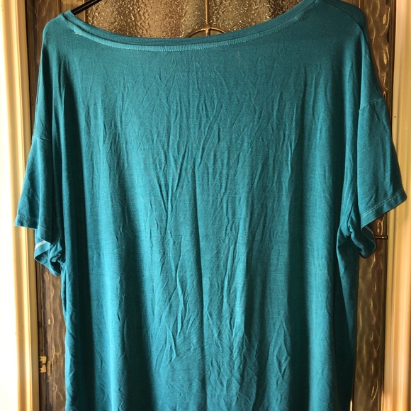 NWOT Large AE soft and sexy tee - Picture 2 of 3